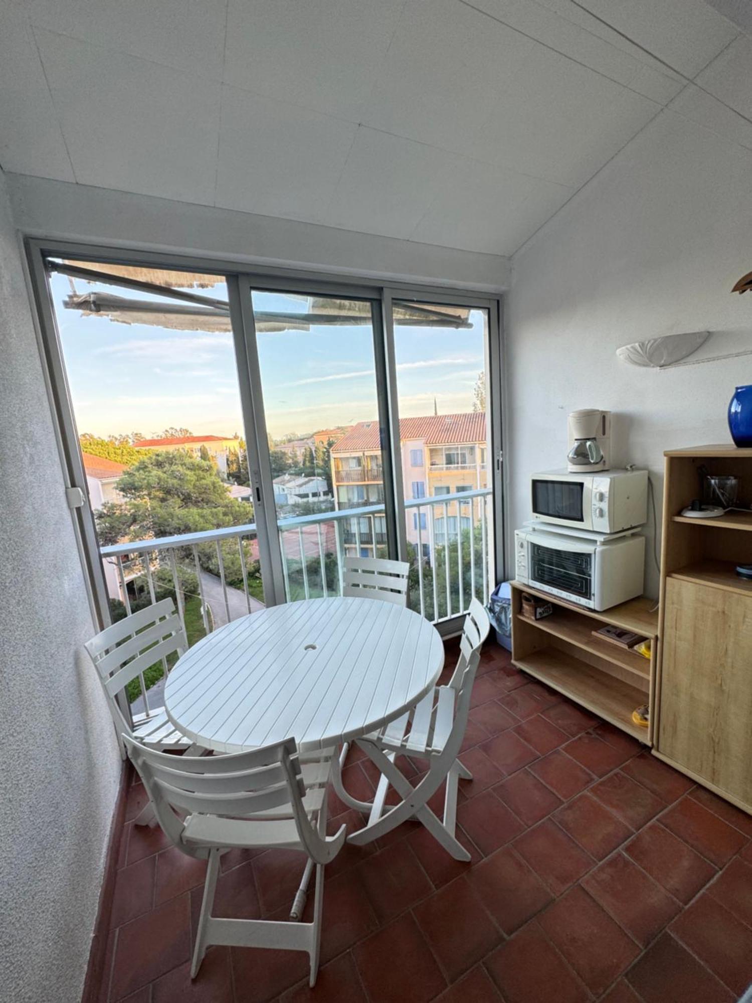 Apartment Dans Residence, Piscine Lagon, Tennis Et Aire De Jeux Fréjus